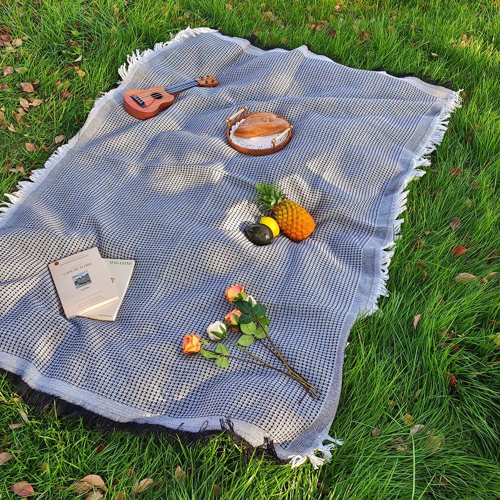 SUNFRINGE – Cotton Blend Picnic Mat with Decorative Tassels for Picnics & Parks