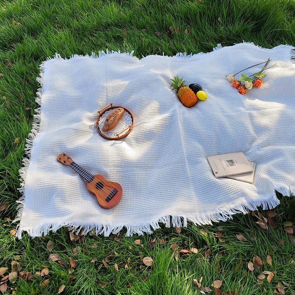 SUNFRINGE – Cotton Blend Picnic Mat with Decorative Tassels for Picnics & Parks