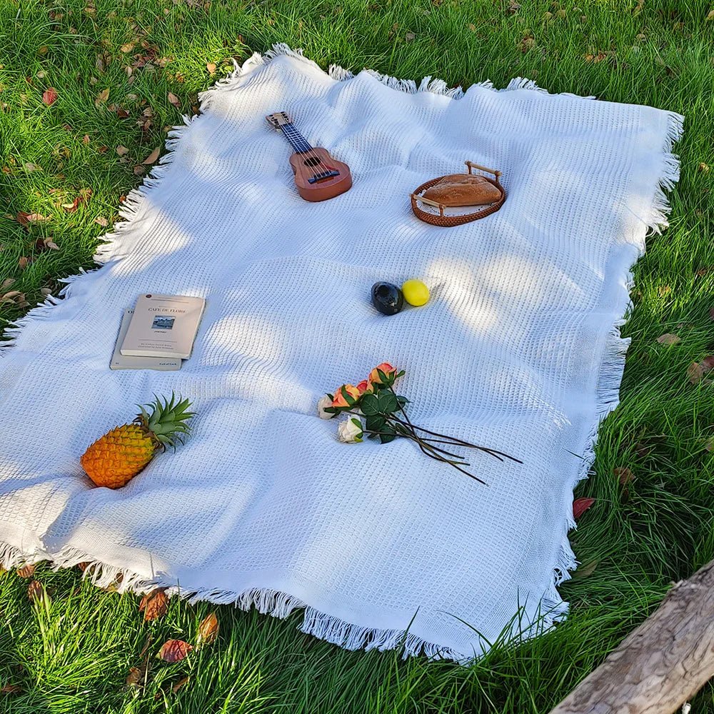 SUNFRINGE – Cotton Blend Picnic Mat with Decorative Tassels for Picnics & Parks
