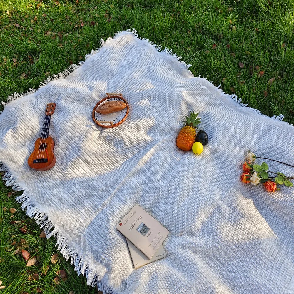 SUNFRINGE – Cotton Blend Picnic Mat with Decorative Tassels for Picnics & Parks