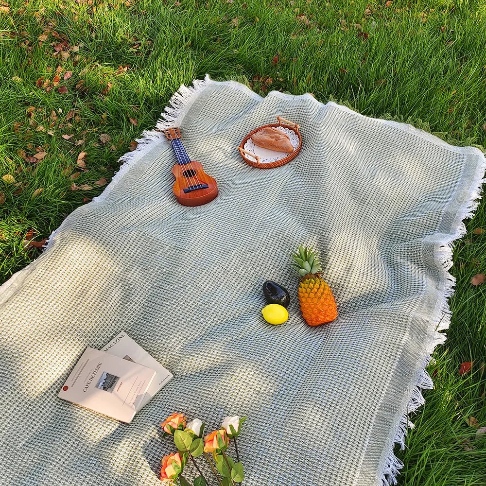 SUNFRINGE – Cotton Blend Picnic Mat with Decorative Tassels for Picnics & Parks
