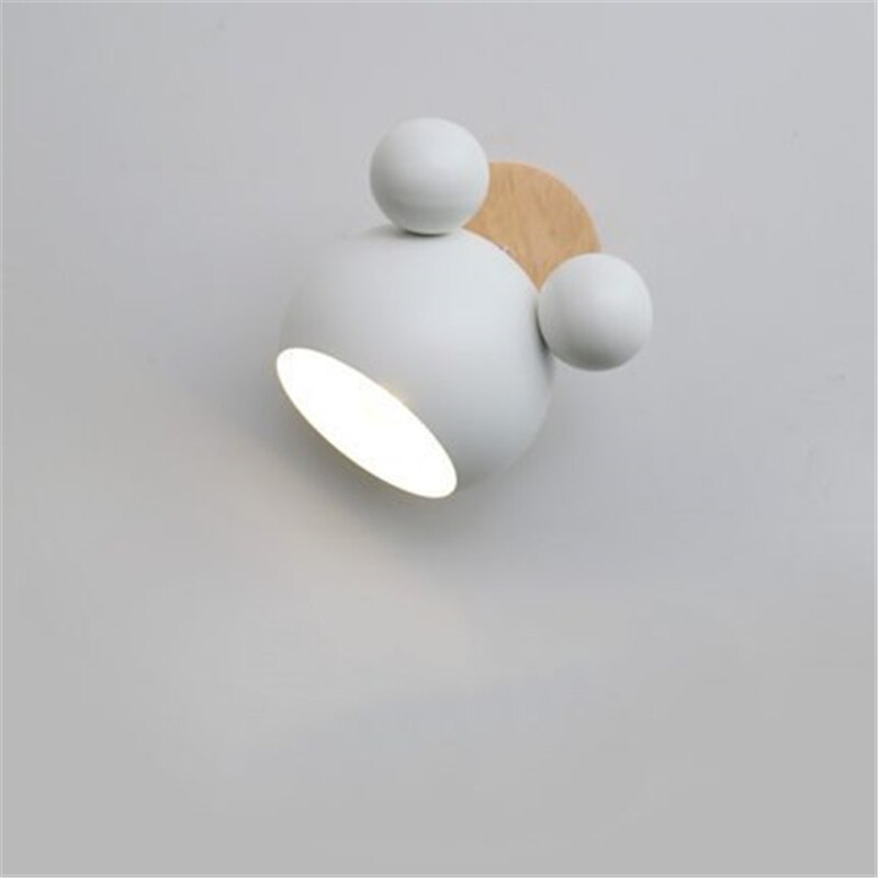 Modern Wall Light Fixture – Warm LED Lighting for Stylish Interior Spaces