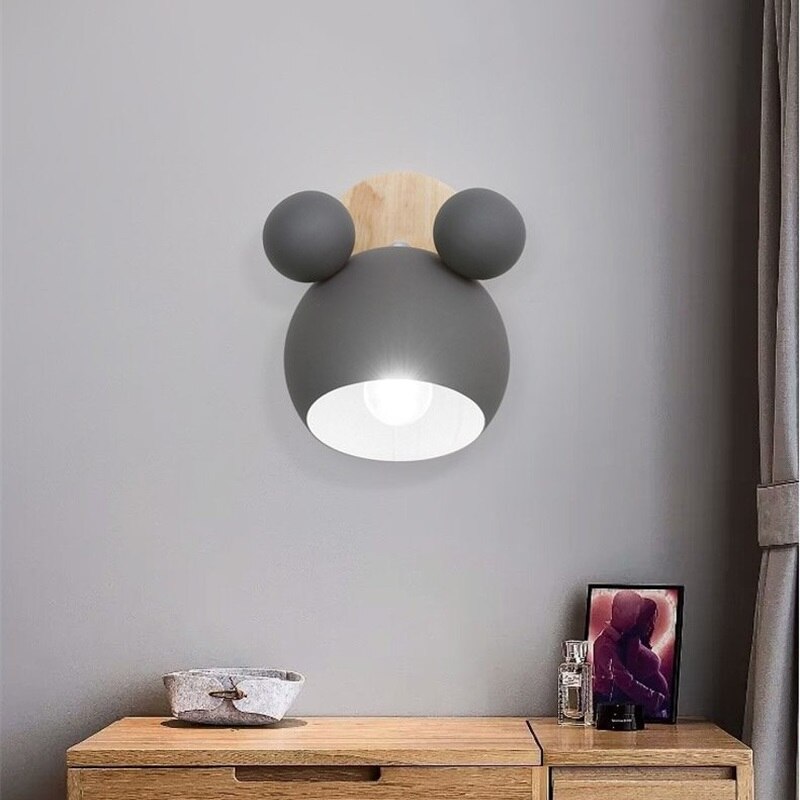 Modern Wall Light Fixture – Warm LED Lighting for Stylish Interior Spaces
