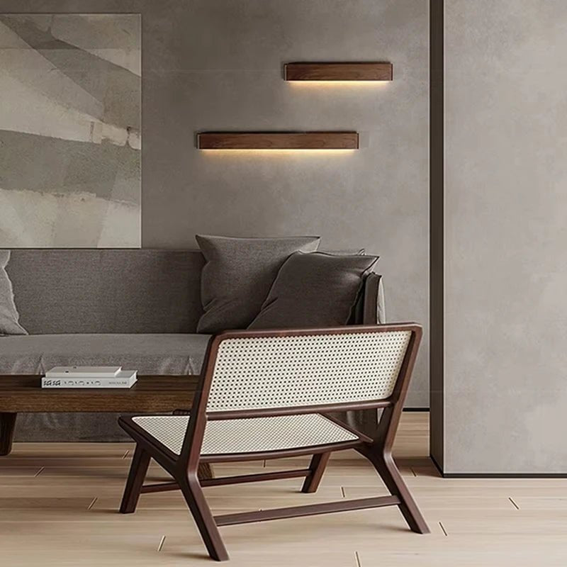 WOODLUX LED – modern wooden wall lamp with 3 color modes