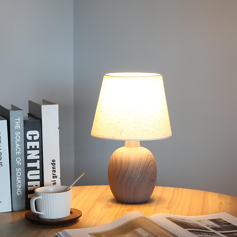 Modern Decorative Table Lamp with Style and Functionality – USB Rechargeable